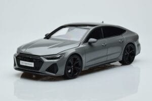 アウディ RS7 C8 スポーツバック グレー Kengfai 1:18