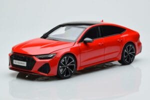 アウディ RS7 C8 スポーツバック 赤 Kengfai 1:18