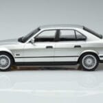 BMW アルピナ B10 4.6 E34 銀 MCG 1:18