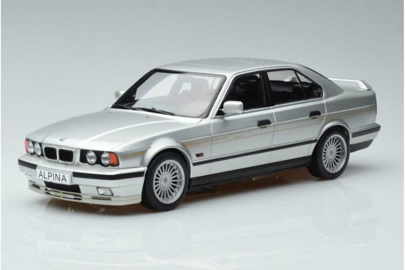 BMW アルピナ B10 4.6 E34 銀 MCG 1:18