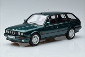 BMW 325i E30 Touring 緑 メタリック Norev 1:18