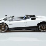 Pagani パガーニ ゾンダ HP バルケッタ カーボンファイバー ホワイト LCD 1:18 1:18 メタル
