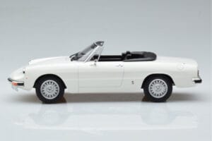 Alfa Romeo 2000 Spider ホワイト Norev 1:18 187882 メタル - 画像 4/7