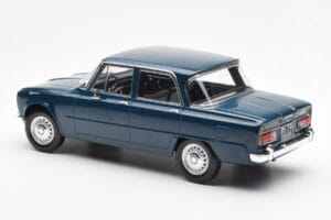 Alfa Romeo Giulia TI ペトロール ブルー Norev 1:18 187971 メタル - 画像 5/6