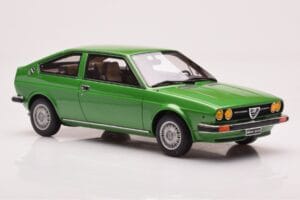 Alfa Romeo Alfasud Sprint グリーン Otto 1:18 OT1043 レジン - 画像 4/6