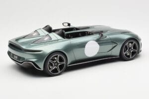 Aston Martin V12 Speedster グリーンメタリック GT Spirit 1:18 GT906 レジン - 画像 2/6