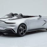 Aston Martin V12 Speedster シルバー GT Spirit 1:18 - image 2 of 6