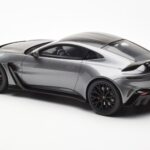 Aston Martin V12 Vantage マグネティックシルバー GT Spirit 1:18 - image 5 of 6