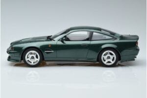 Aston Martin V8 Vantage Le Mans GT Spirit 1:18 GT401 レジン - 画像 3/6