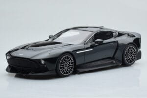 Aston Martin Victor ブラック GT Spirit 1:18