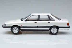 Audi 200 Quattro C3 ホワイト Otto 1:18 OT408 レジン - 画像 3/6