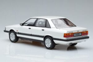 Audi 200 Quattro C3 ホワイト Otto 1:18 OT408 レジン - 画像 5/6