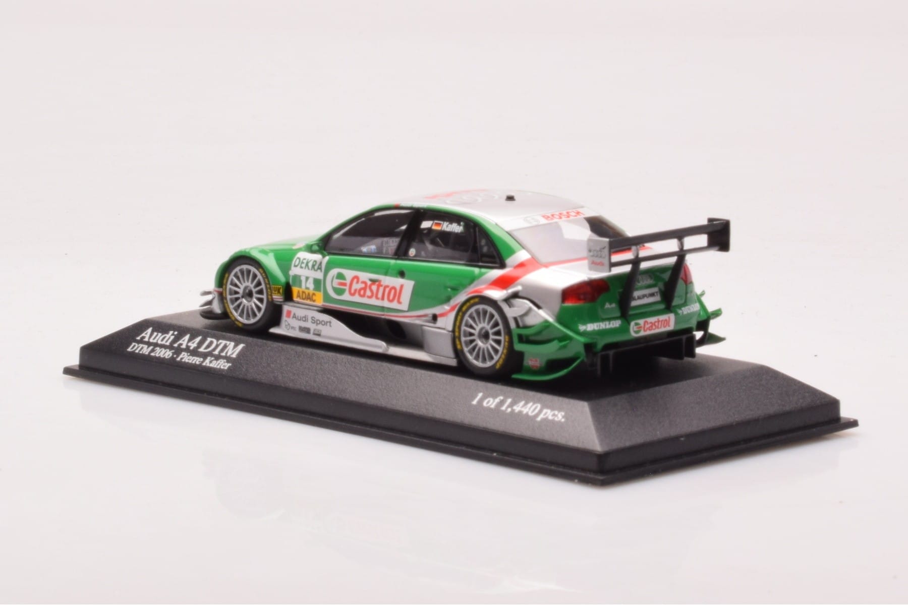 Audi A4 B7 DTM Team Phoenix #14 F. Kaffer DTM 2006 Minichamps 1:43 400061514 メタル - 画像 3/4