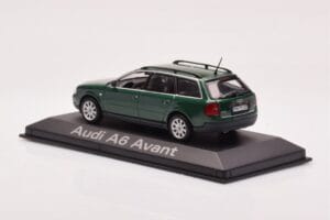 Audi A6 C5 Avant グリーン Minichamps 1:43 5010106213 メタル - 画像 3/4
