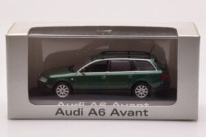 Audi A6 C5 Avant グリーン Minichamps 1:43 5010106213 メタル - 画像 4/4