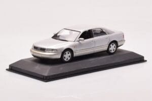 Audi A8 D2 シルバー グリーン ストライプ Minichamps 1:43 AUDI-264455 メタル - 画像 2/4