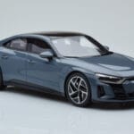 Audi E-Tron GT グレー GT Spirit 1:18 - image 4 of 6