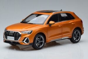 Audi Q3 F3 オレンジ FAW 1:18 05730Q32019 メタル