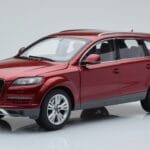 Audi Q7 4L ガーネットレッド Kyosho 1:18
