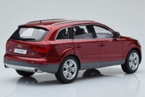 Audi Q7 4L ガーネットレッド Kyosho 1:18 09222R メタル - 画像 3/8