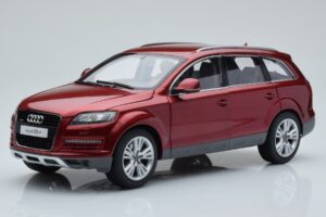 Audi Q7 4L ガーネットレッド Kyosho 1:18