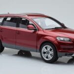 Audi Q7 4L ガーネットレッド Kyosho 1:18 - image 6 of 8
