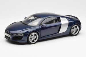 Audi R8 4.2 FSI V8 ブルー Kyosho 1:18