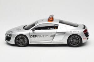 Audi R8 5.2 DTM Safety Car 2010 Kyosho 1:18 09216DTM メタル - 画像 4/8