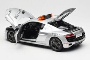 Audi R8 5.2 DTM Safety Car 2010 Kyosho 1:18 09216DTM メタル - 画像 5/8