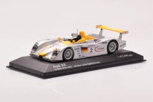 Audi R8 Infineon #2 L. Aiello / R. Capello / Pescatori 2nd Place 24 Hours of Le Mans 2001 Minichamps 1:43 400011202 メタル - 画像 2/4