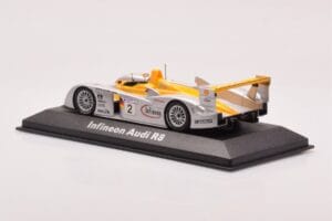Audi R8 Infineon #2 Winner ALMS Petit Le Mans 2002 Minichamps 1:43 400021382 メタル - 画像 3/4