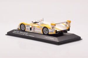 Audi R8 #25 S. Ara / T. Kristensen Winners 1000km Spa 2003 Minichamps 1:43 400031325 メタル - 画像 3/4
