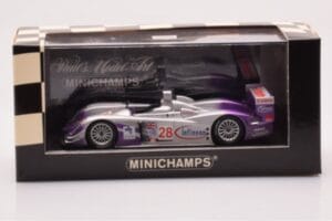 Audi R8 LMP900 #28 F. Biela / P. Kaffer / A. McNish 12 Hours of Sebring Winner 2004 Minichamps 1:43 4000412328 メタル - 画像 4/4