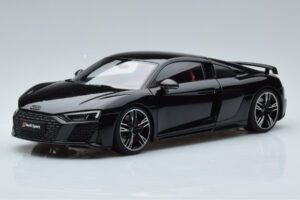 Audi R8 Performance ブラック Kengfai 1:18
