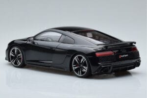 Audi R8 Performance ブラック Kengfai 1:18 VAKF-0353 メタル - 画像 7/10