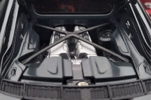 Audi R8 Performance ブラック Kengfai 1:18 VAKF-0353 メタル - 画像 9/10