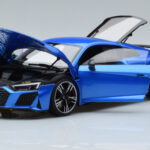 Audi R8 Performance ブルー Kengfai 1:18 - image 2 of 10