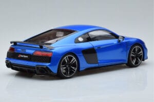 Audi R8 Performance ブルー Kengfai 1:18 VAKF-0355 メタル - 画像 3/10
