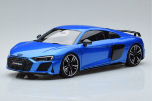 Audi R8 Performance ブルー Kengfai 1:18