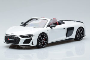 Audi R8 Spyder Performance ホワイト Kengfai 1:18