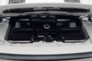 Audi R8 Spyder Performance ホワイト Kengfai 1:18 VAKF-0351 メタル - 画像 10/11