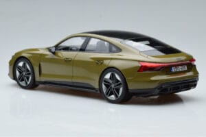 Audi RS E-Tron GT オリーブ Norev 1:18 188380 メタル - 画像 5/6