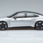 Audi RS e-tron GT シルバー Norev 1:18 188381 メタル - image 3 of 6