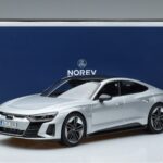 Audi RS e-tron GT シルバー Norev 1:18 188381 メタル - image 6 of 6