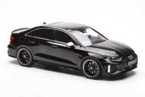 Audi RS3 8Y セダン ブラック MCG 1:18 MCG18450 メタル - 画像 4/6