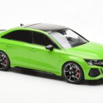 Audi RS3 8Y セダン グリーン MCG 1:18 - image 4 of 6
