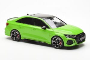 Audi RS3 8Y セダン グリーン MCG 1:18 MCG18449 メタル - 画像 4/6