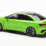 Audi RS3 8Y セダン グリーン MCG 1:18 - image 5 of 6