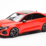 Audi RS3 8Y セダン レッド MCG 1:18