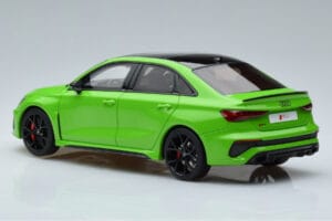 Audi RS3 8Y セダン グリーン GT Spirit 1:18 GT414 レジン - 画像 5/6